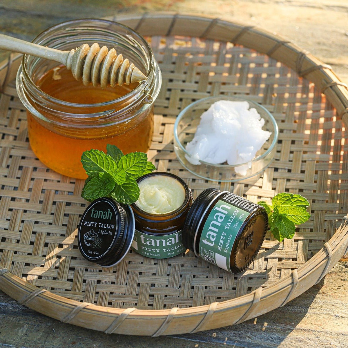 "Minty Tallow" - miętowy balsam do ust (15ml)